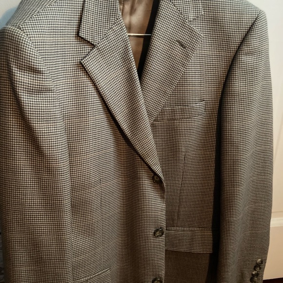 Brooks Brothers tweed jacket - Picture 2 of 3